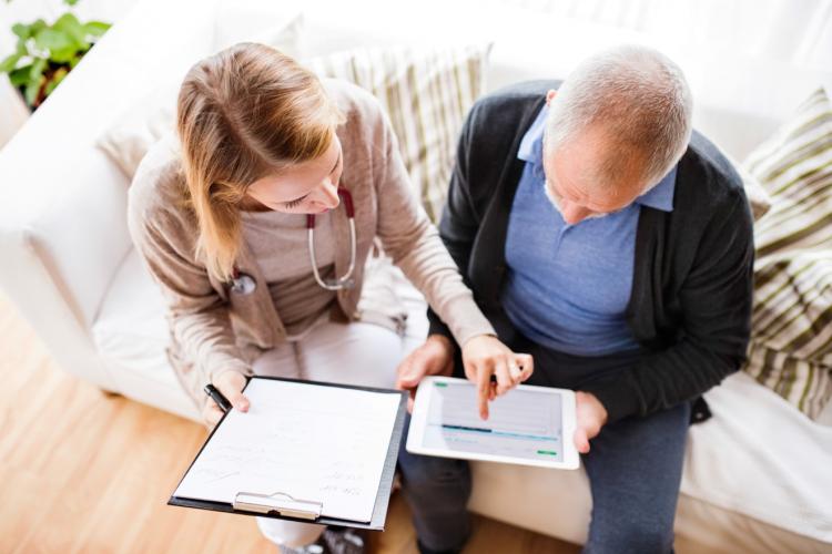 Une étude des missions, profils, pays et ancienneté du case management hospitalier francophone